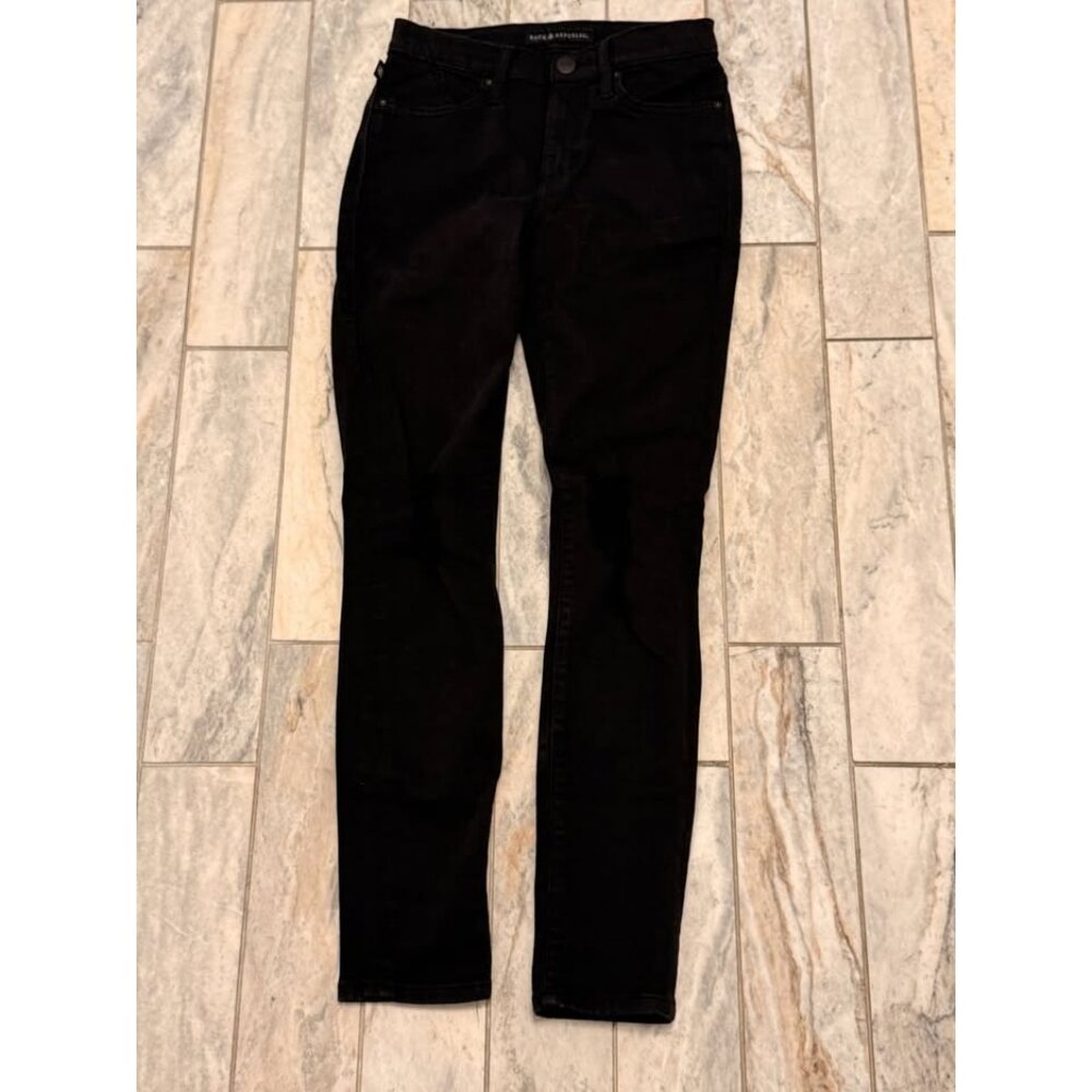 Rock & Republic women's size 4 black mid-rise denim 5-pocket jeans